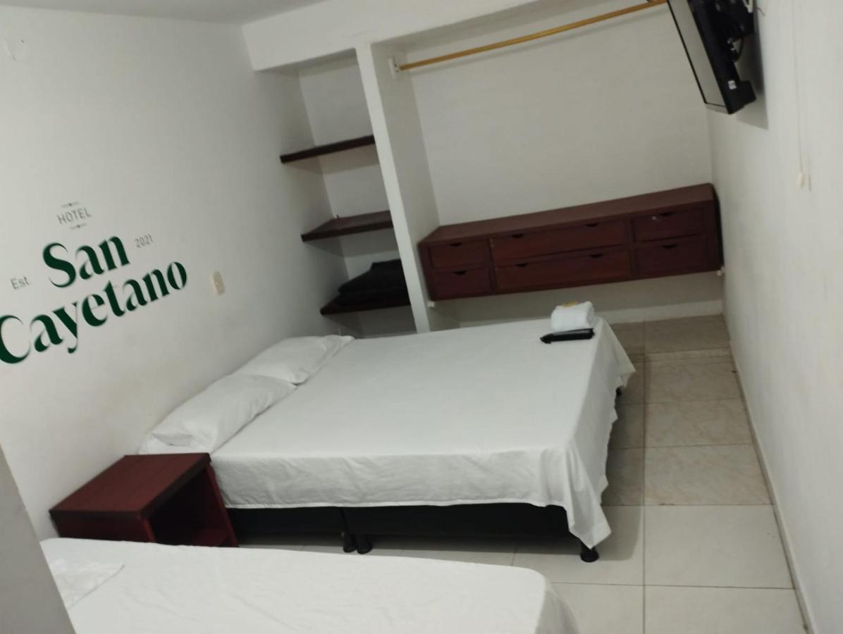 Hotel San Cayetano Ocana Bagian luar foto