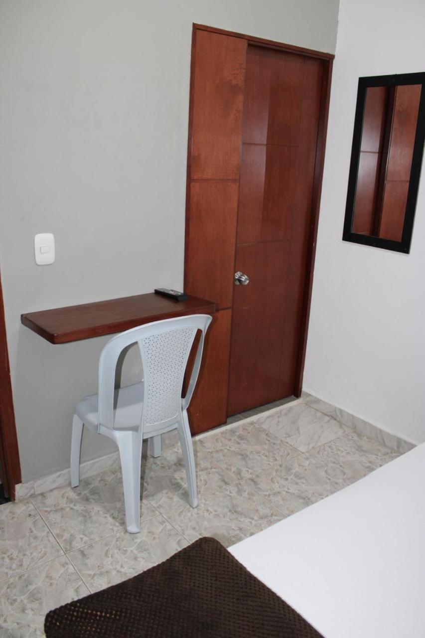 Hotel San Cayetano Ocana Bagian luar foto